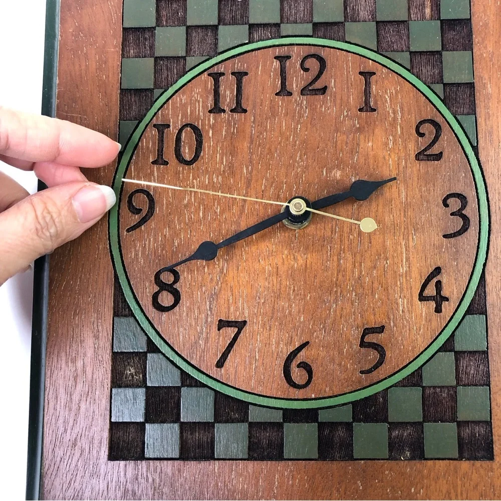 1992 Woodcut Engraved Wall Clock Round Arch Top Fruit Sage Green Edge Home Decor